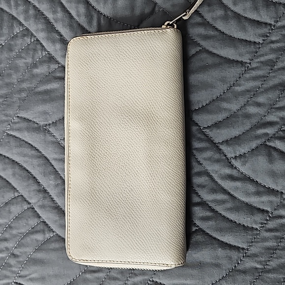 Coach Wallet - Picture 2 of 6